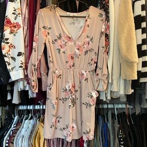 3/4 length sleeve floral dress